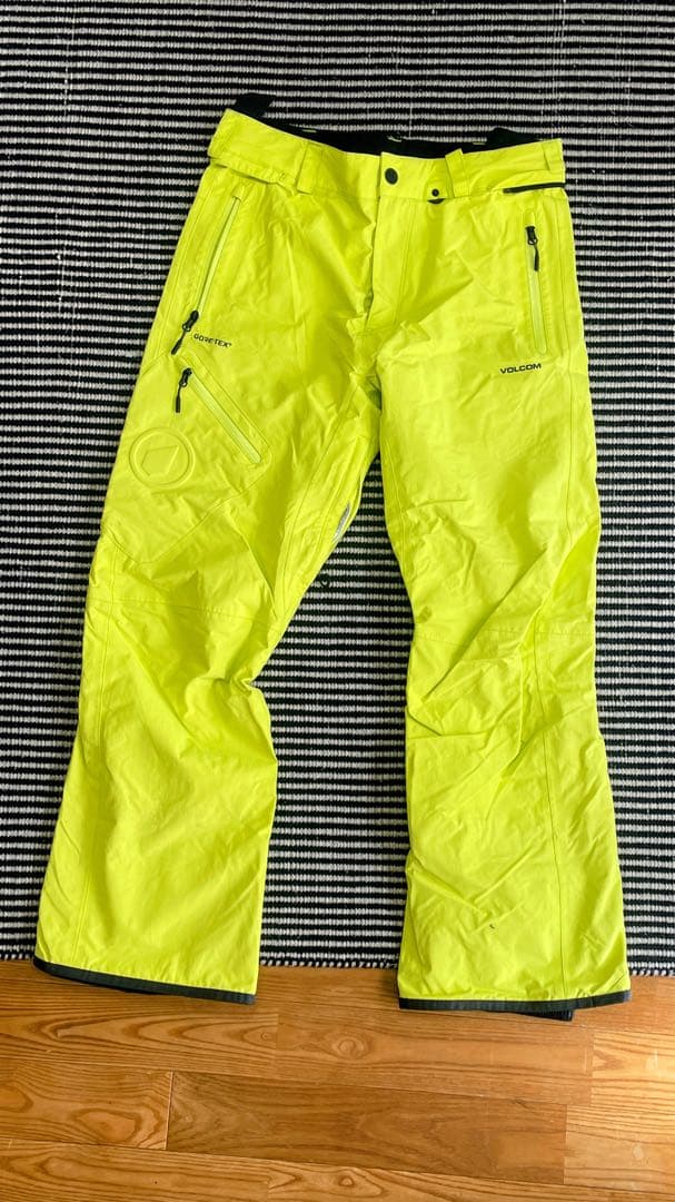 【ぺぺポポさま専用】VOLCOM GORE-TEX スノーウェア上下セット