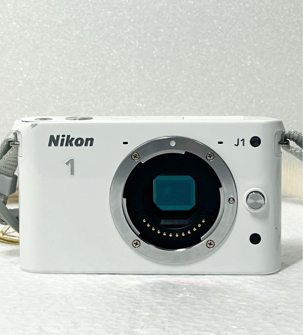 Nikon 1 J1 ホワイト VR レンズキット 美品 動作確認済み