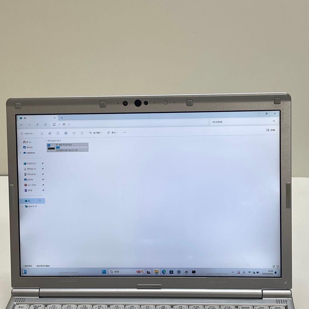 #239 Let’s Note CF-SV9 i5-10310U 8GB