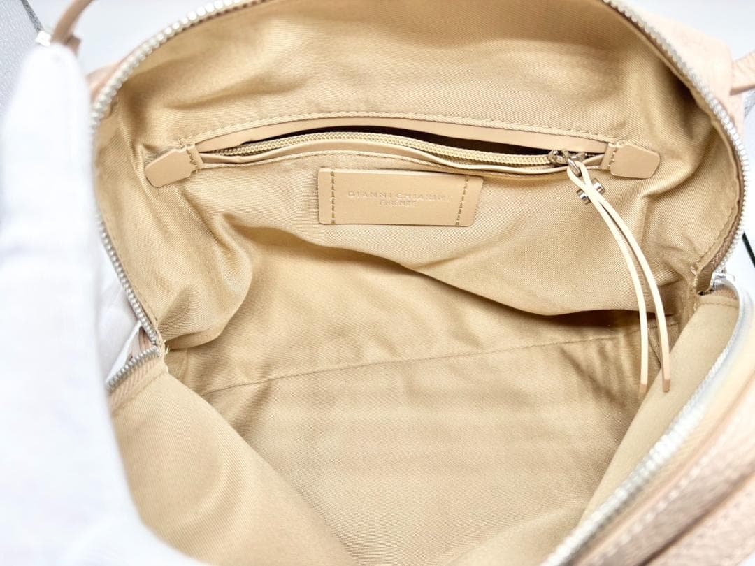 1度使用 ジャンニキアリーニ アリファ M ２WAYバッグ ピンクベージュ