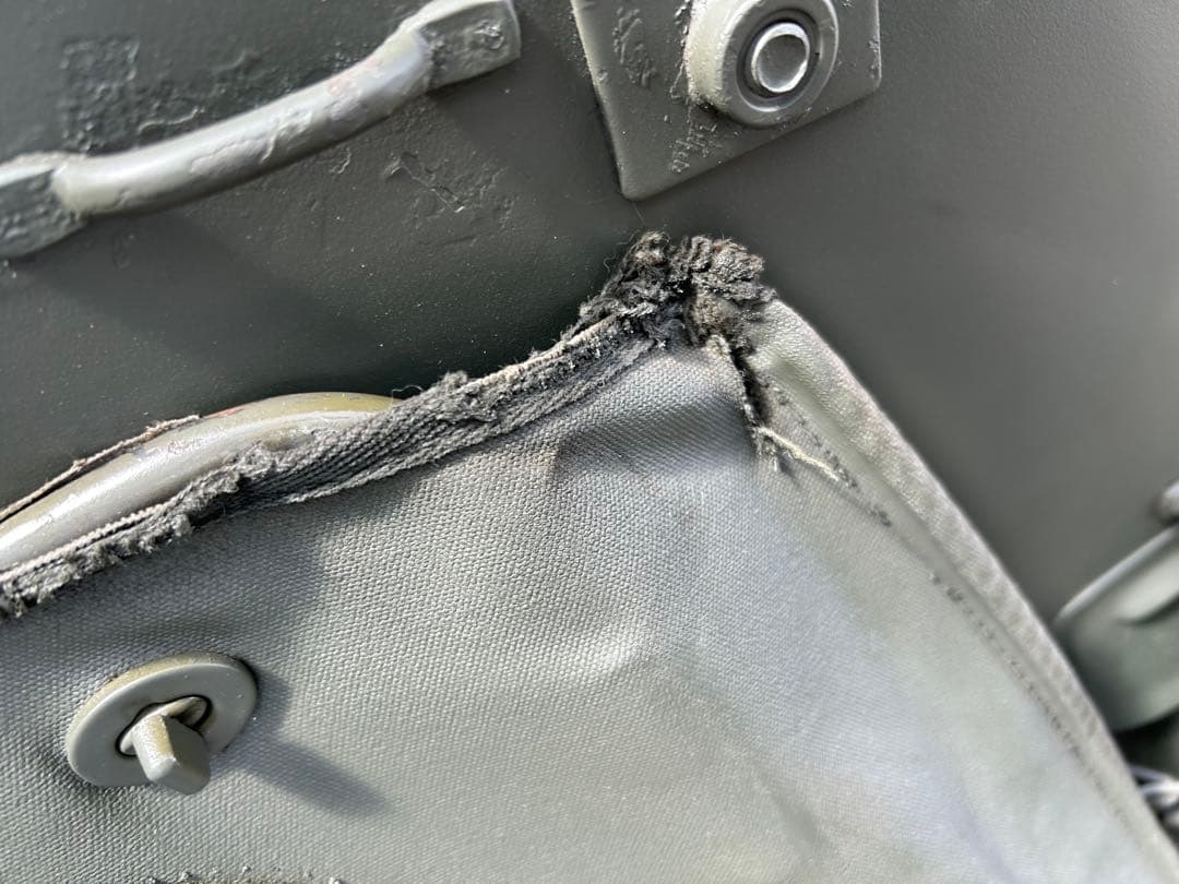 三菱ジープドア　りゅう