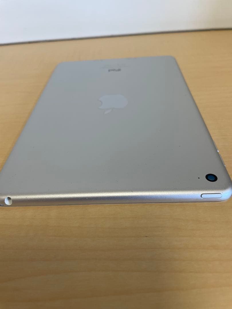 iPad mini 4 Wi-Fiモデル 128GB ゴールド中古