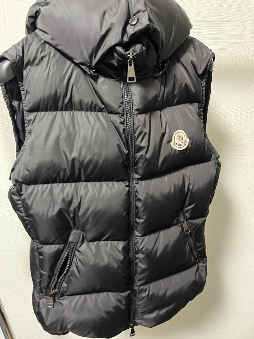 MONCLER モンクレール ダウンベスト