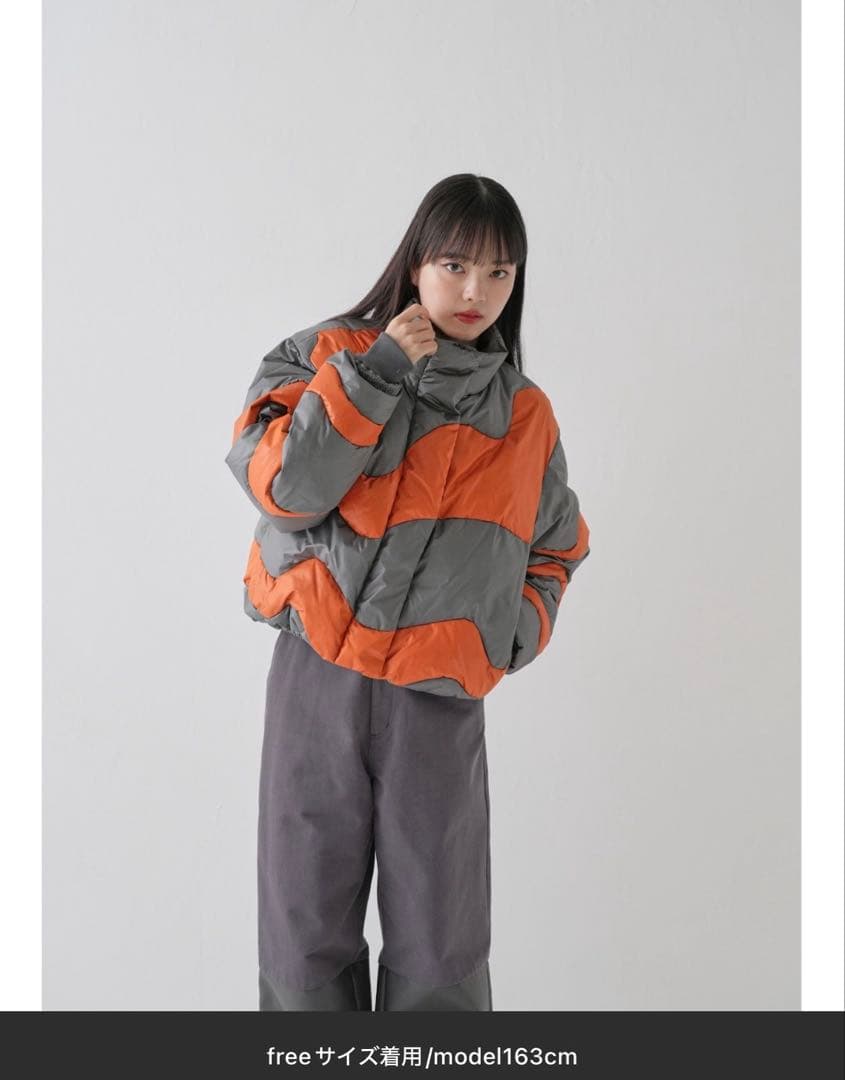M*o様 uenui ウニュイ　ウェーブ バイカラー ダウンジャケット　オレンジ