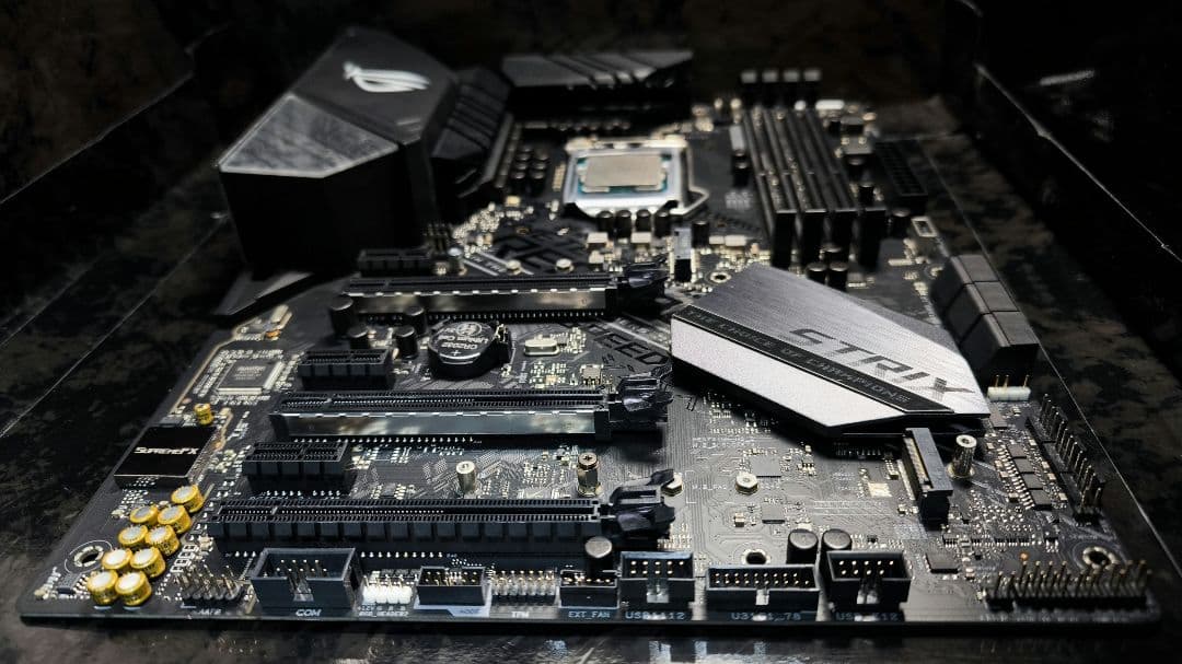 セット売り!! ASUS Z390 + I7-9700K 動作確認済