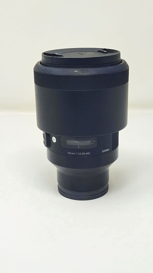 SIGMA 135mm F1.8 DG HSM Art レンズ