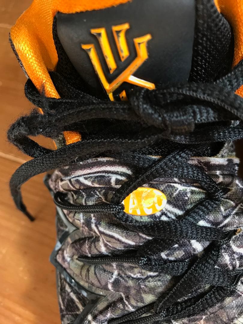 【レア】NIKE カイリー5 タコＰＥキッズ　22.5センチ　ナイキ　バッシュ