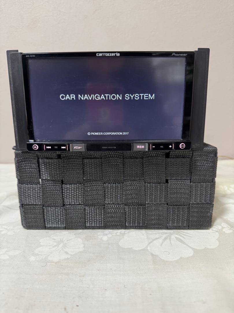 パイオニア AVIC-RZ701 ナビ フルセグ。地図データ2017年版。