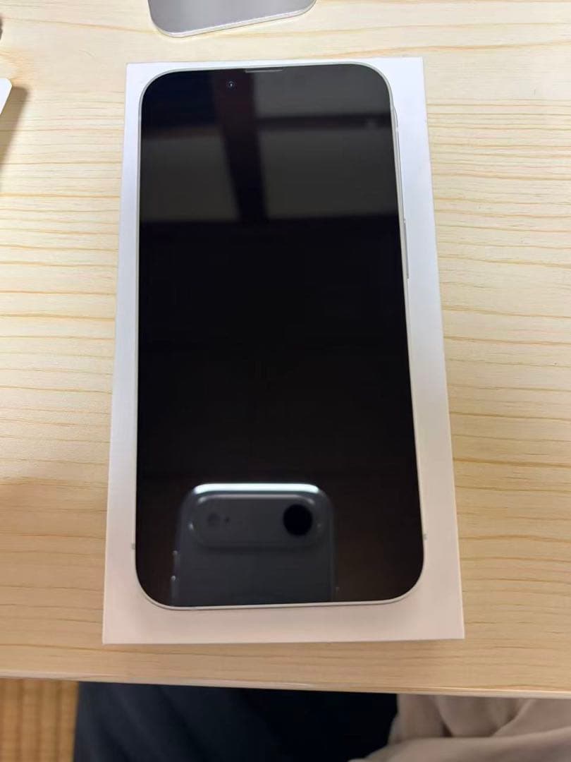 iPhone16e 256GB ホワイトSIMフリー