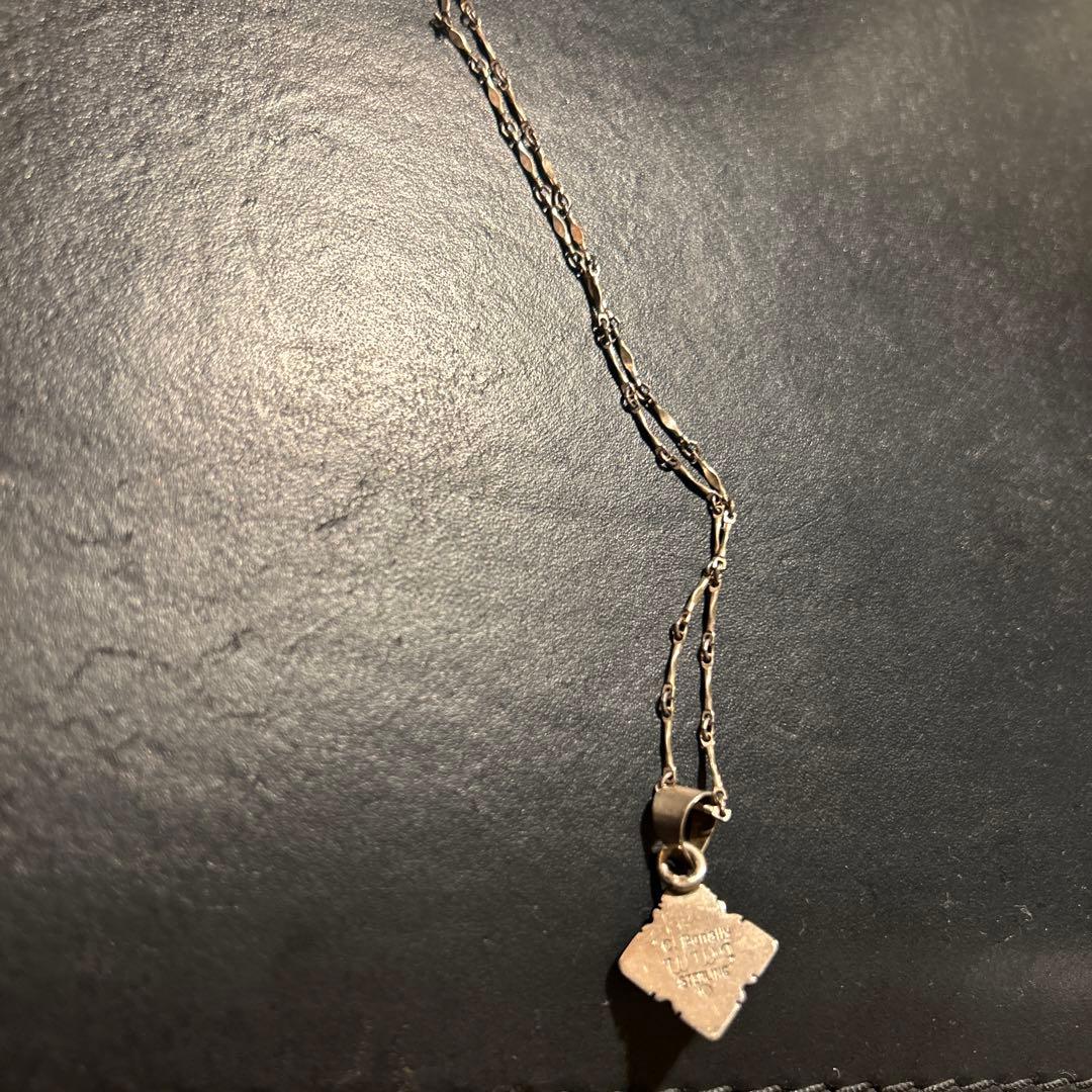 ゲリラ値下ベナリー シルバー スクエア型チャーム シェルストーンペンダントトップ