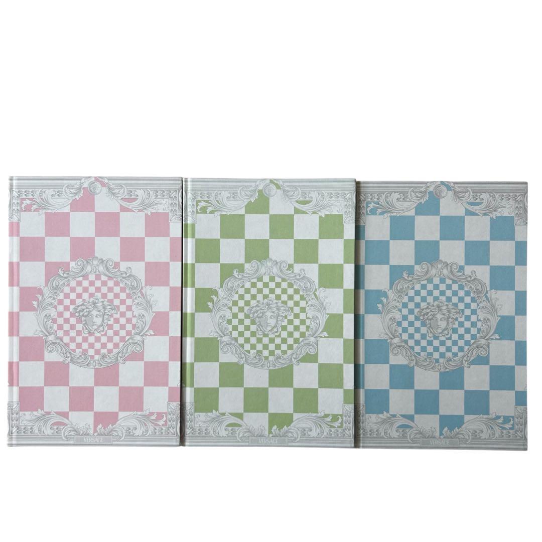 Versaceヴェルサーチ　ノベルティ　ノート３冊　メドゥーサ　水色　ピンク　緑