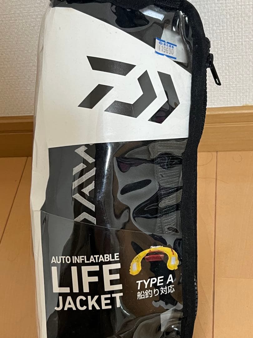 ダイワ自動膨張式ライフジャケット　DF-2220