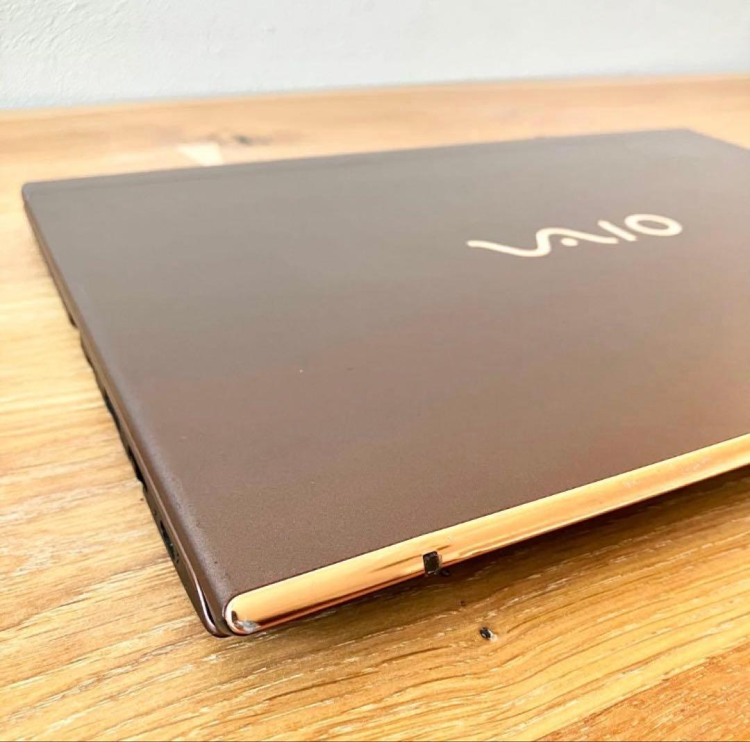 VAIO 32GB i7 SSD512GBタッチ軽量Windows11ノートPC