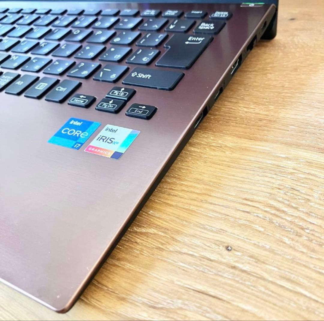 VAIO 32GB i7 SSD512GBタッチ軽量Windows11ノートPC