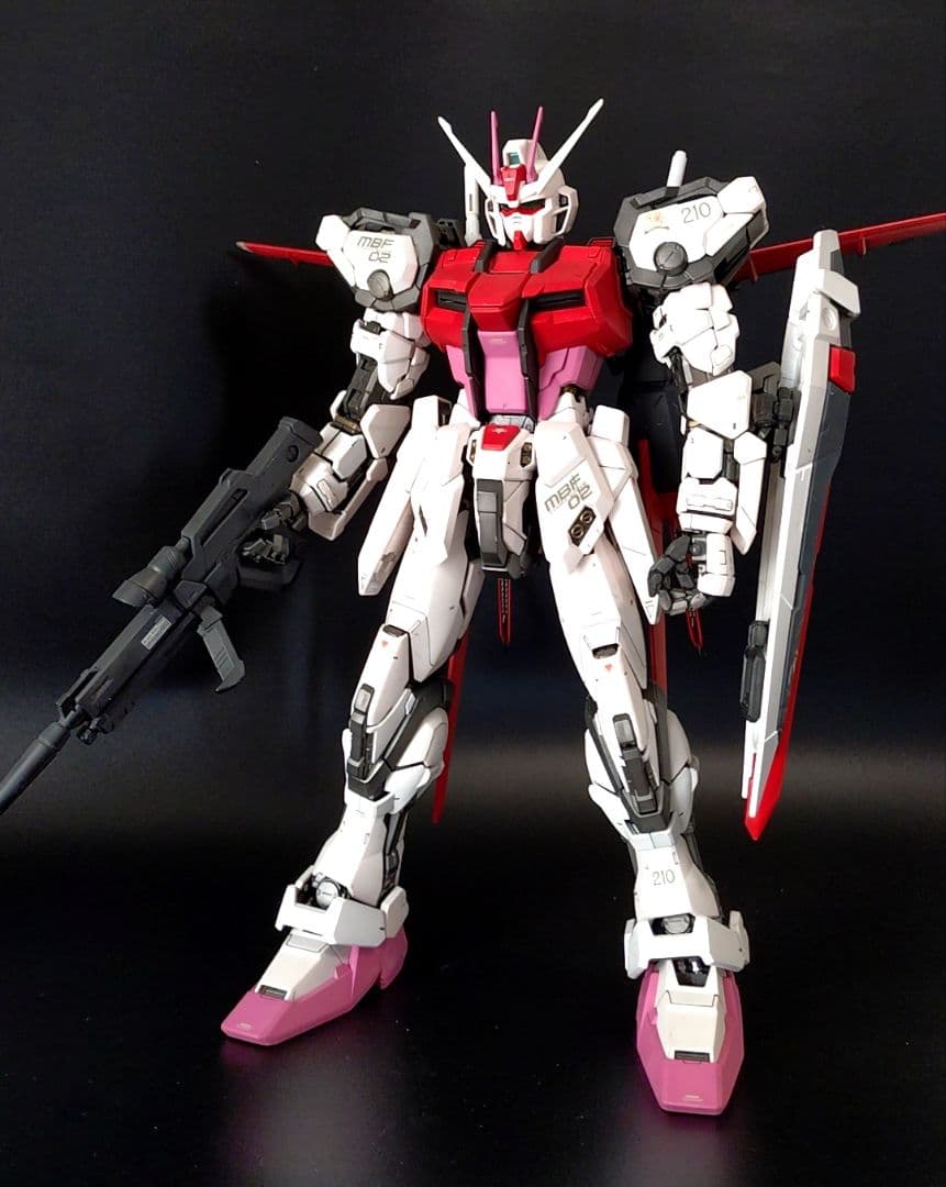 PG ストライクルージュ 全塗装 完成品パーフェクトグレード 1/60 ガンプラ