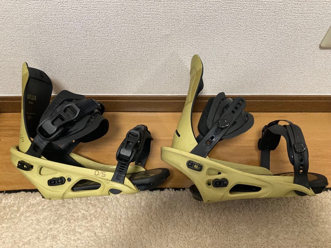 FLUX DS スノーボード ビンディング Mサイズ（フラックス　ディーエス）
