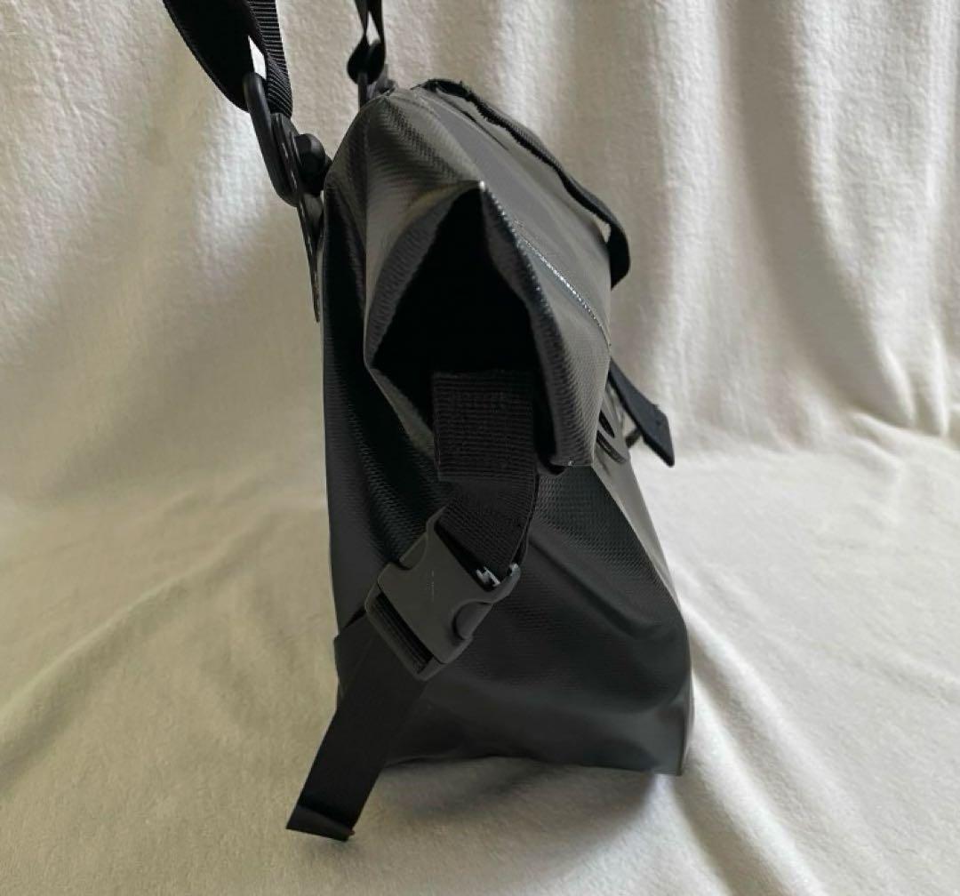 【希少】Stone  ストーンアイランドメッセンジャーバッグ