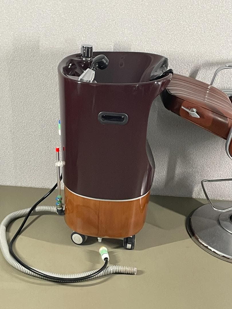 【お値引きしました】 移動式シャンプー台　ペロ　PERRO