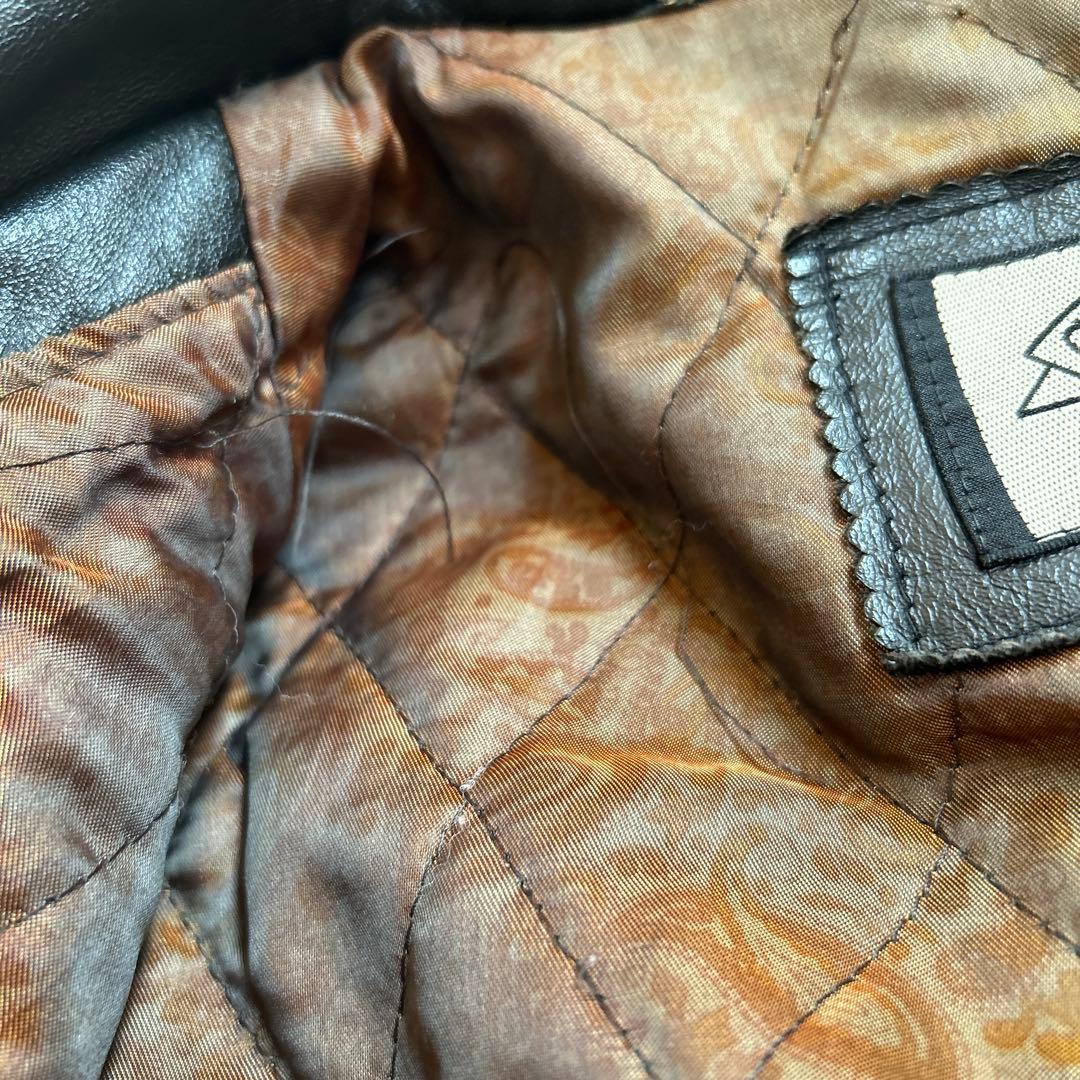 古着　上質　革ジャン　リアルレザージャケット　光沢　牛革　ライダースジャケット
