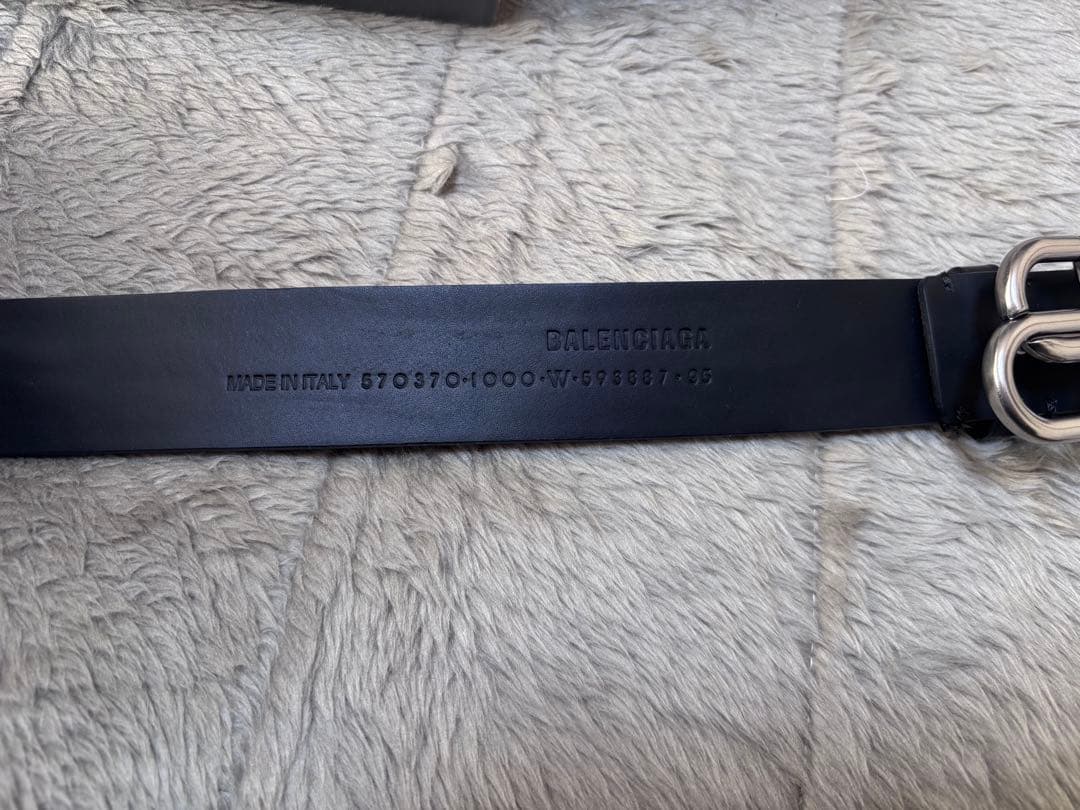 \"ゆっくん\" 箱付き BALENCIAGA バレンシアガ ベルト