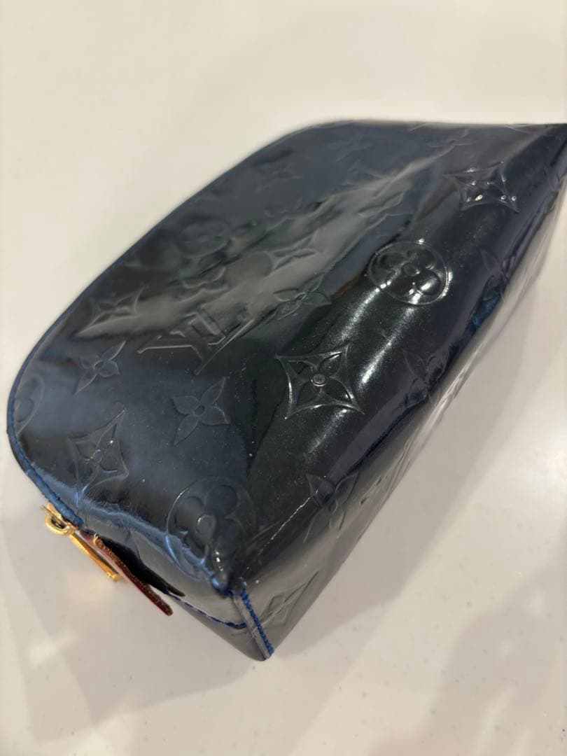 LOUIS VUITTON モノグラム　ヴェルニ　ポーチ