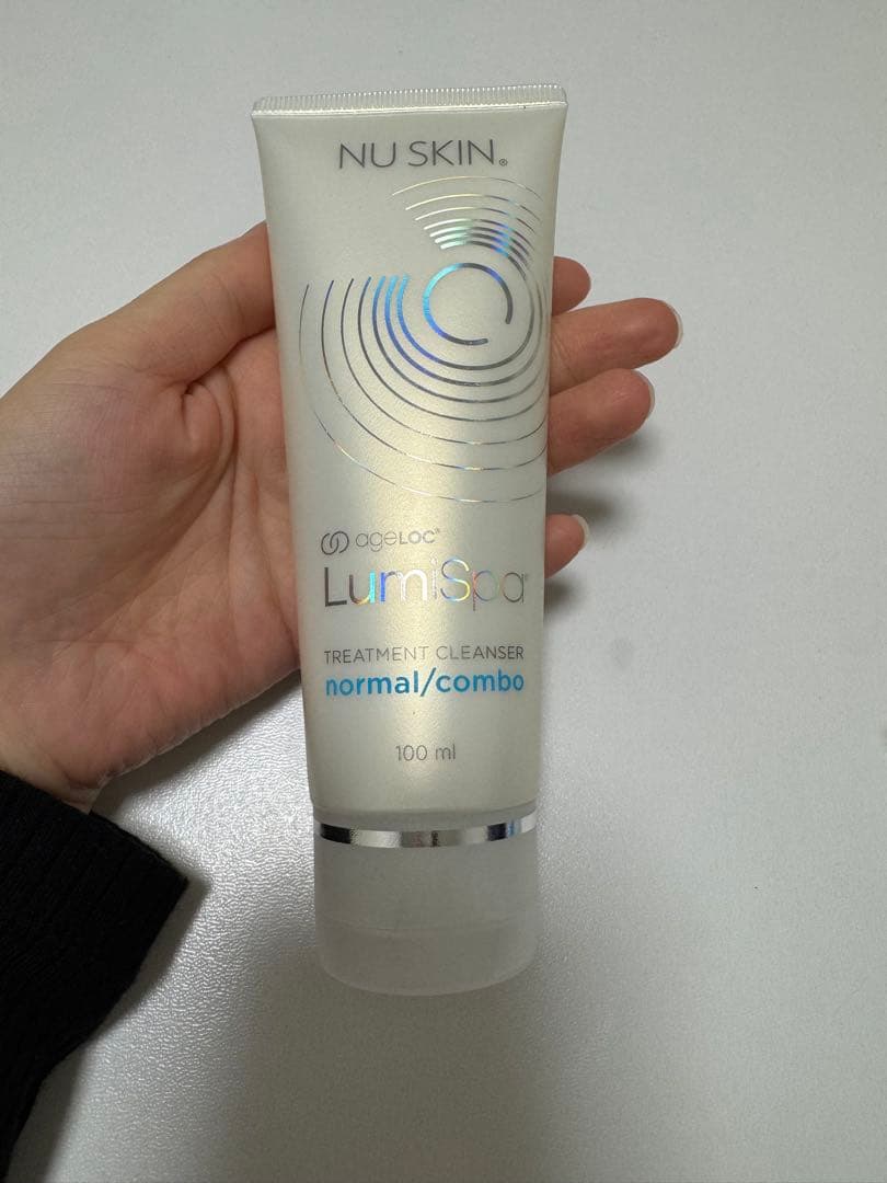 NU SKIN LumiSpa 美顔器 トリートメントクレンザー付き　IoT対応