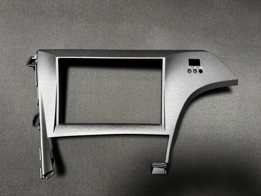 30プリウス後期用　8インチナビ用パネル