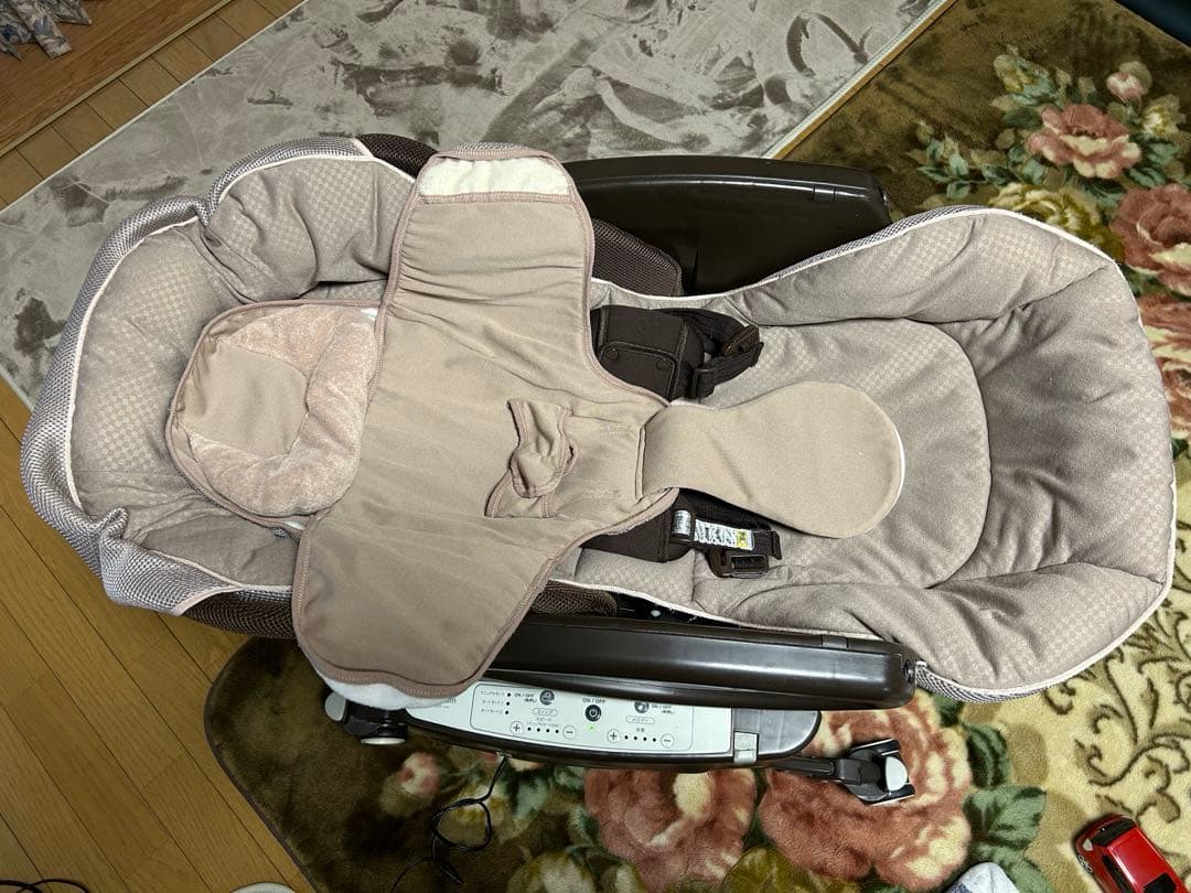 Aprica ユラリズム　オートプラスDX