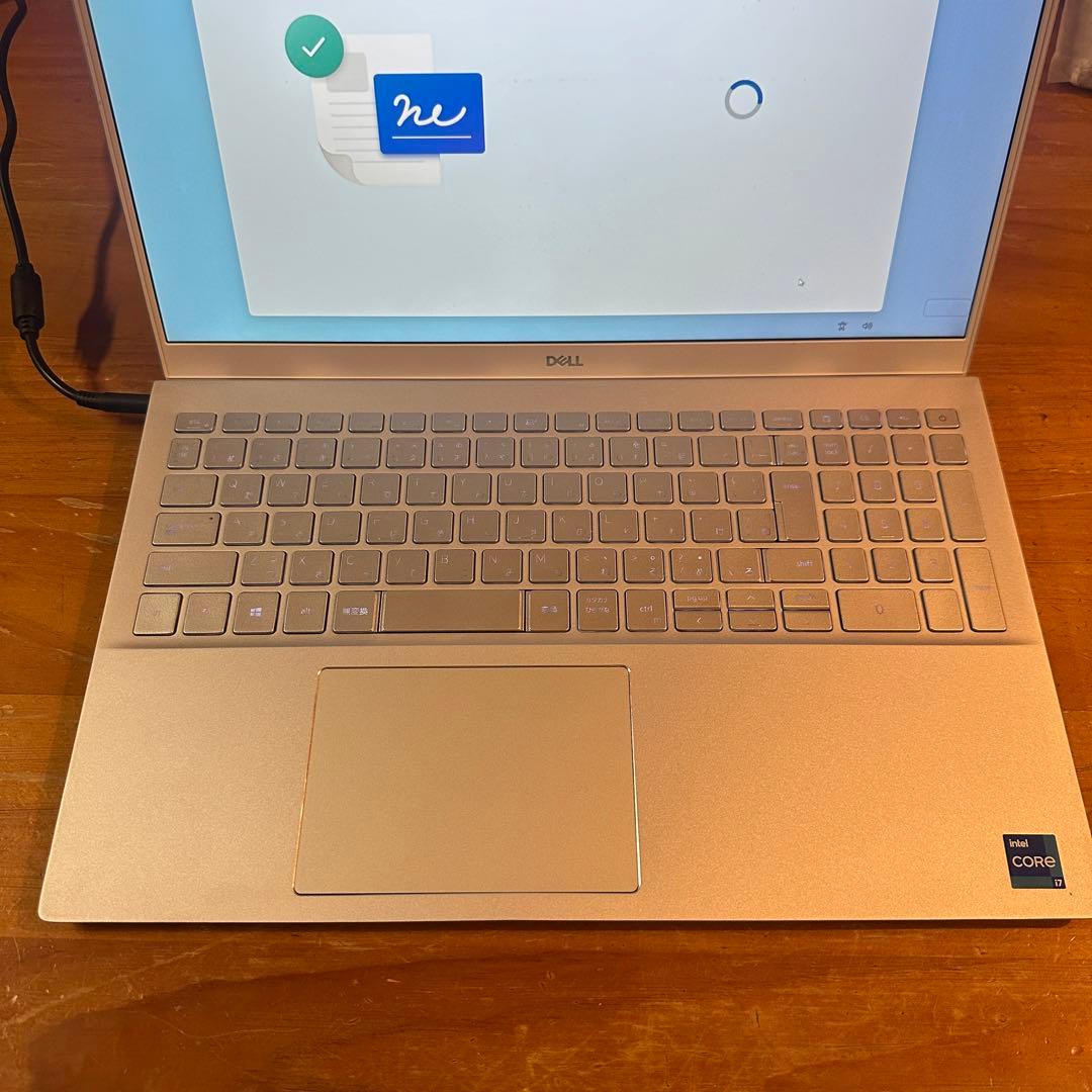 DELL Inspiron 15 5502 11世代Core i7 512GB