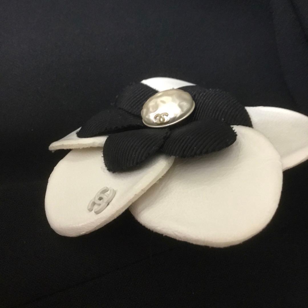 ♡シャネル　カメリアバイカラーブローチ♡レア