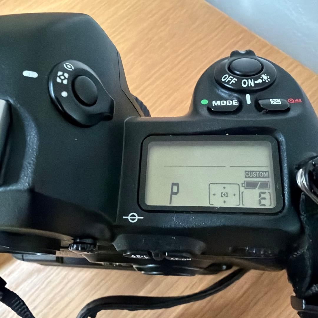 Nikon F100 一眼レフカメラ + SB-25フラッシュ　ジャンク