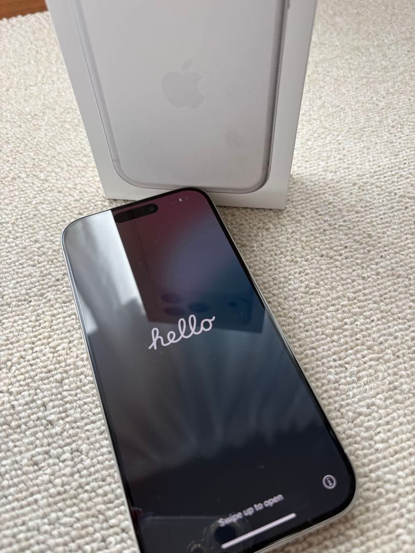 本日限定大幅値下げ！美品iPhone15pro(128GB) ホワイトチタニウム