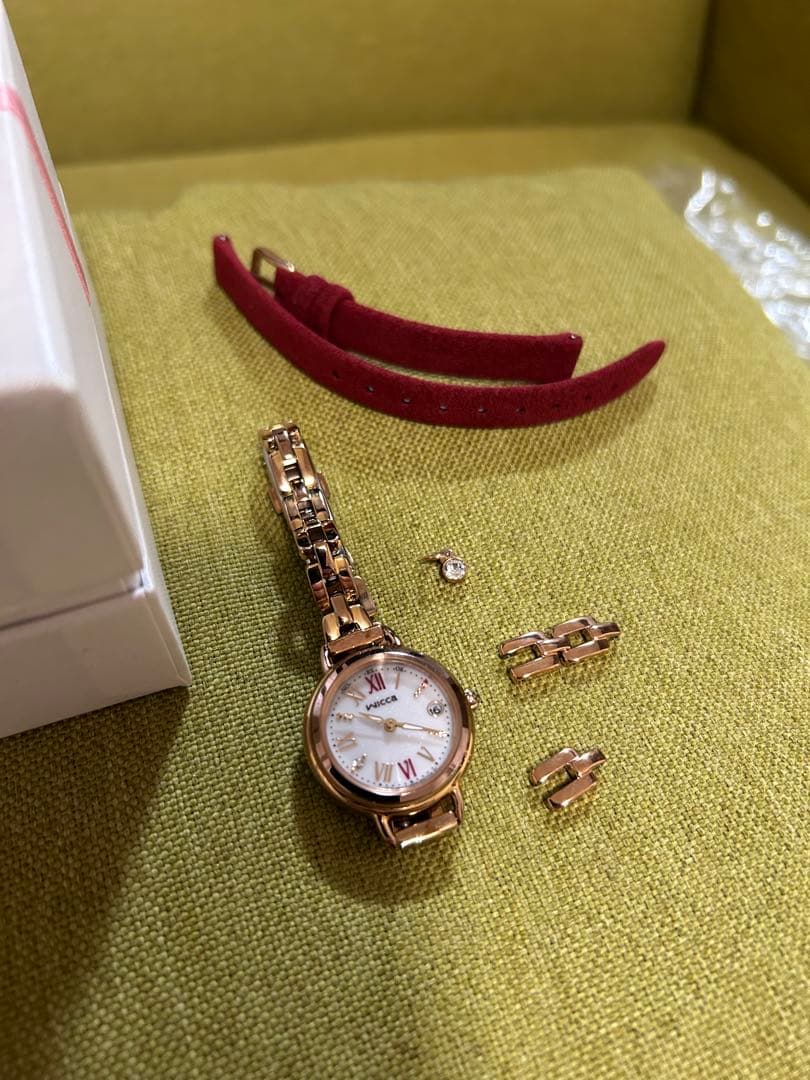【美品】シチズン Wicca KLO-561-15 ローズゴールド 腕時計