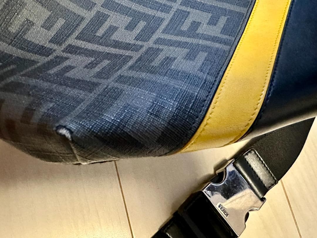 【訳アリ特価】FENDI フェンディ ボディバッグ メンズ