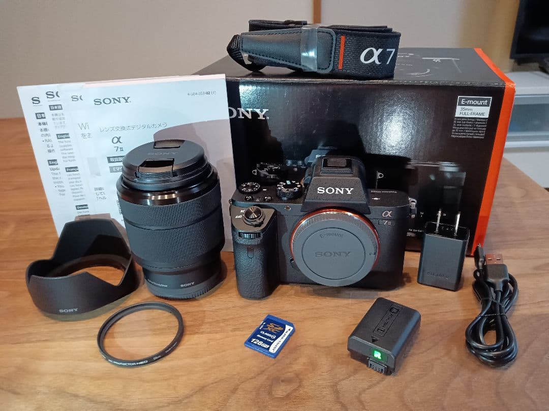 S数：1,484回【センサー清掃済】SONY α7II レンズKit【取説付き】