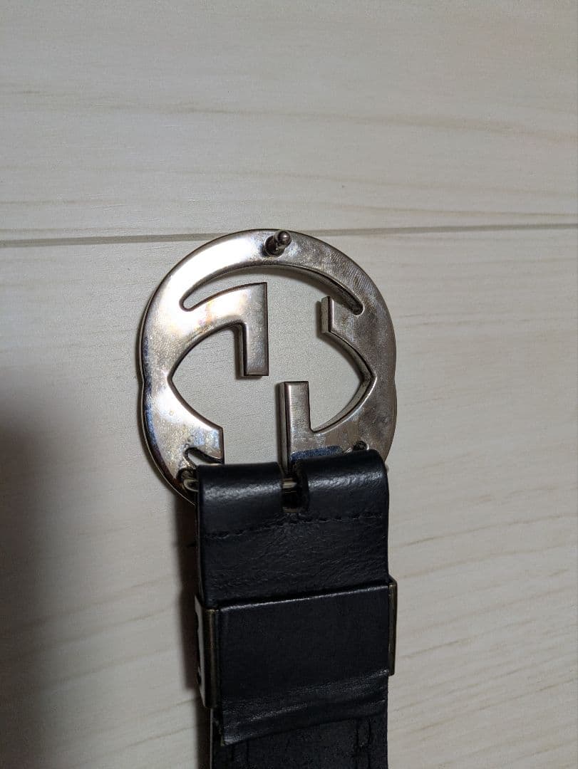 【値下げ】Gucci 黒レザーベルト GGロゴ