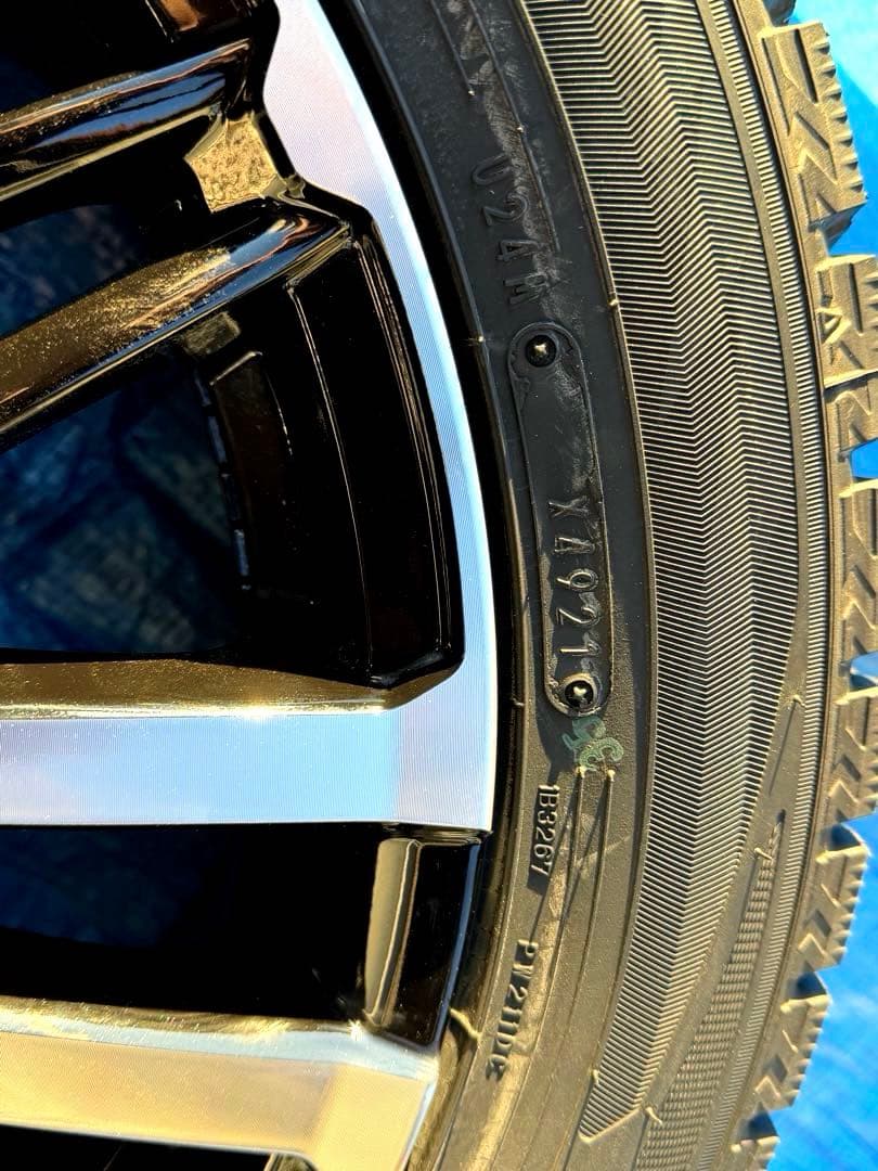 S*r様 スタッドレスタイヤ 新品4本セット17インチ＊215/50 R17