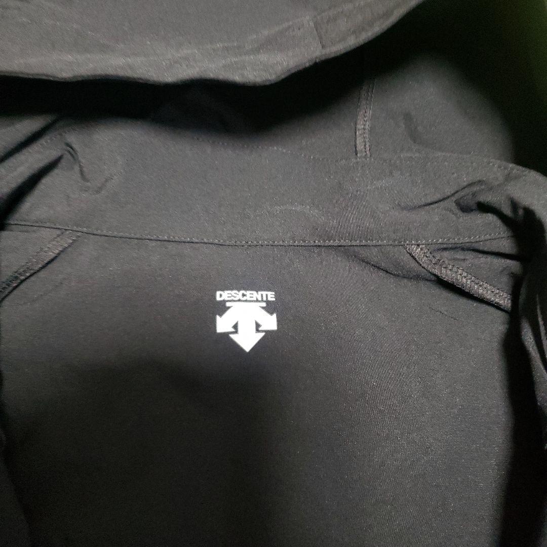 TEAM DESCENTE ブラックウィンドブレーカー M