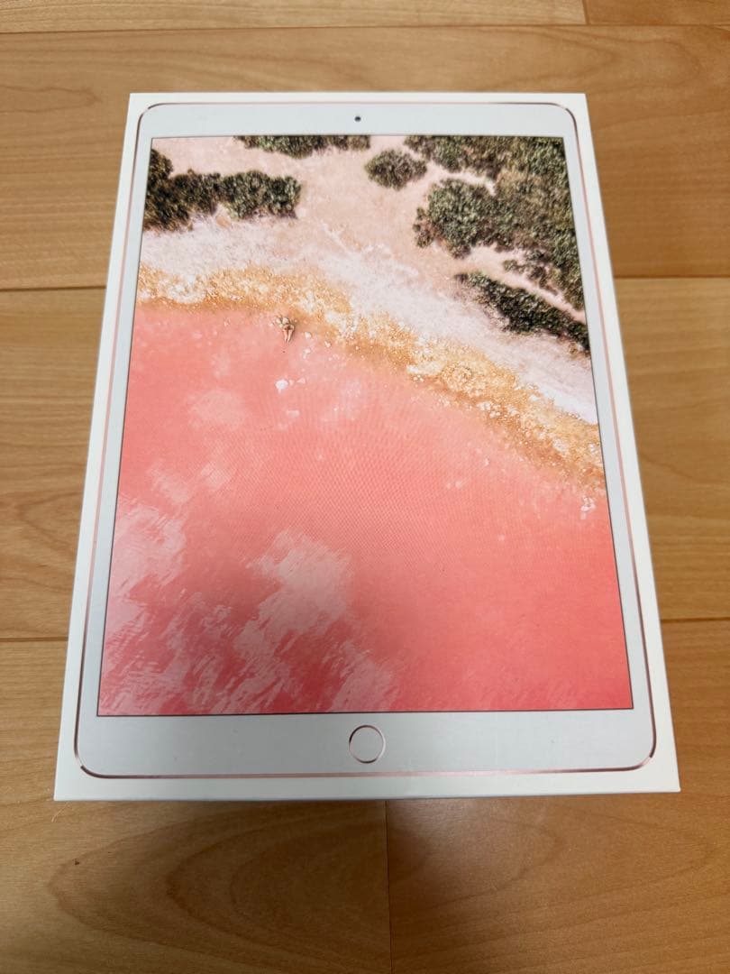 月*人様 iPad Pro 10.5インチ、アップルペンシル、キーボードなど