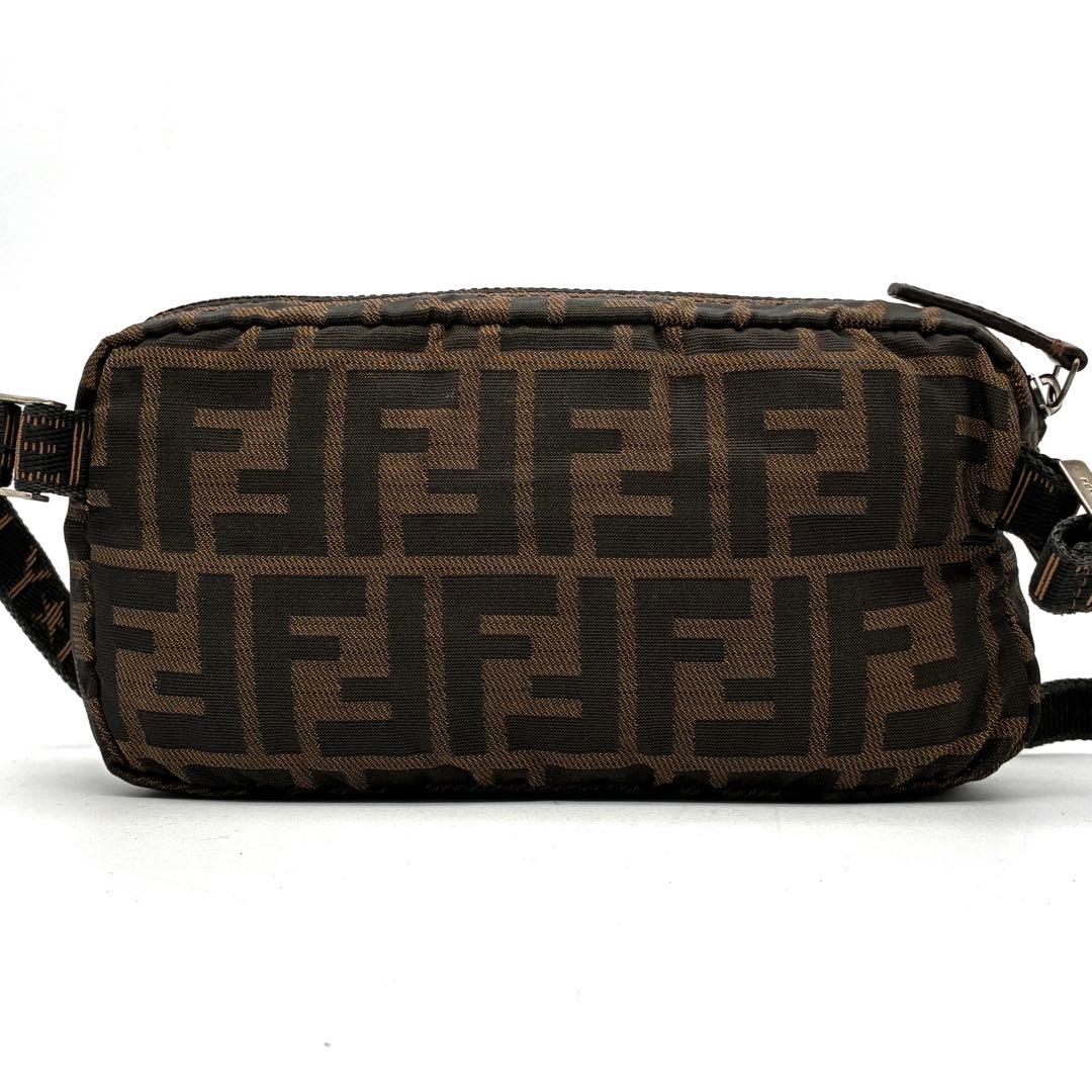 正規品・廃盤 フェンディ ボディバッグ ズッカ FF 斜め掛け ユニセックス 茶