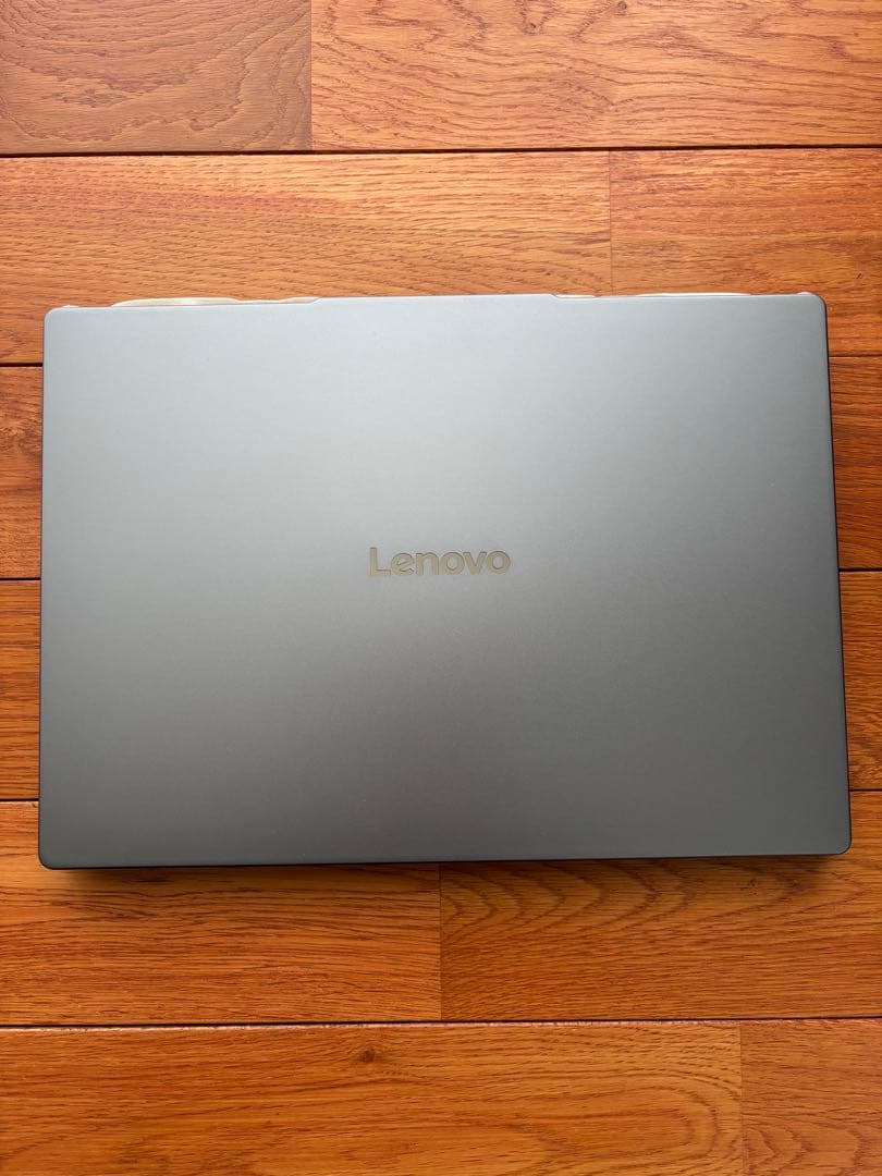 未使用 通電なし Lenovo IdeaPad Slim 3 Gen 10
