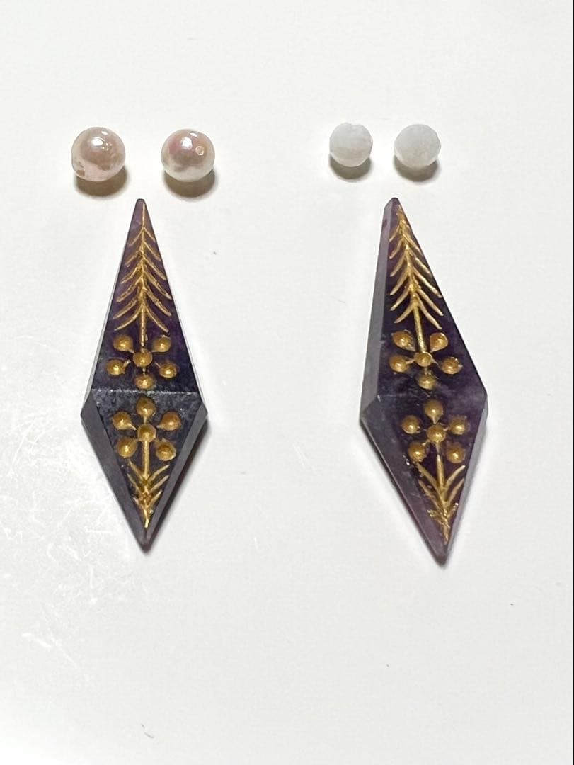 ぷしゅ❇️❤️ ニュー カービング　ゴールド　14kgf 24kgpイヤリング