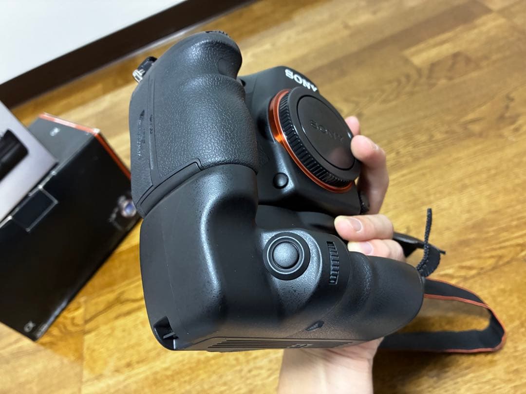 【中古美品】SONY α99（点検整備済み）・縦位置グリップセット