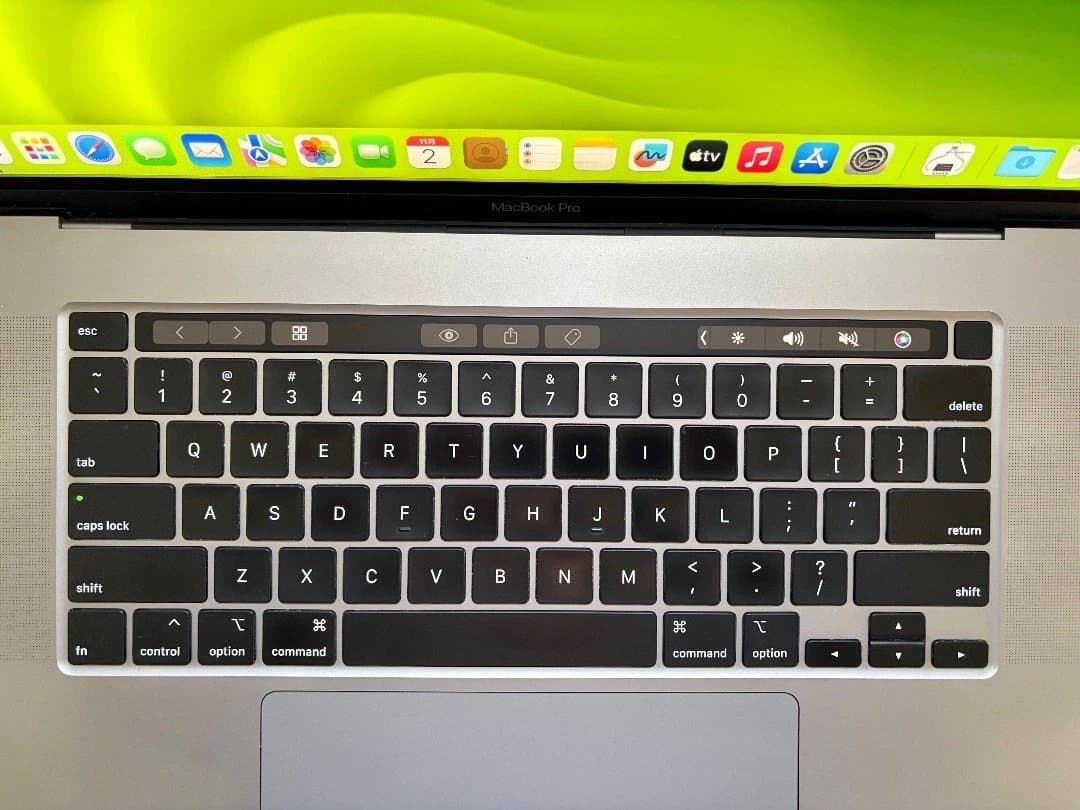 おまけ付 MBP16 i9 64GB/2TB/USキー