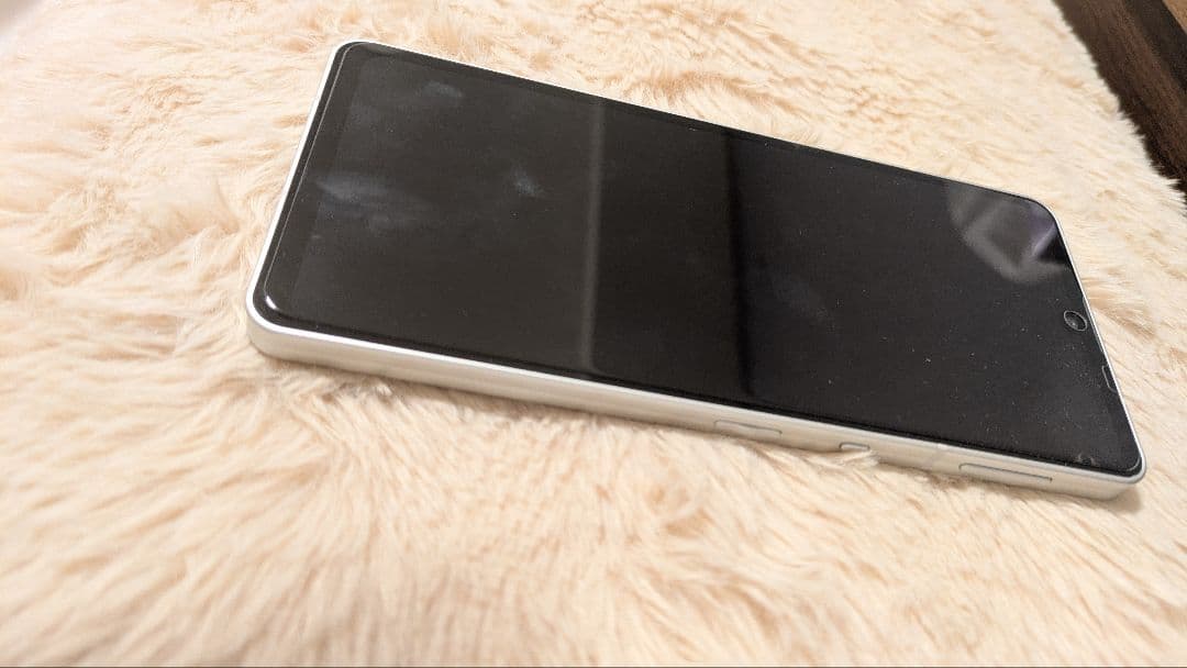 全力値下！ 美品AQUOS スマートフォン シルバー 6.1インチ