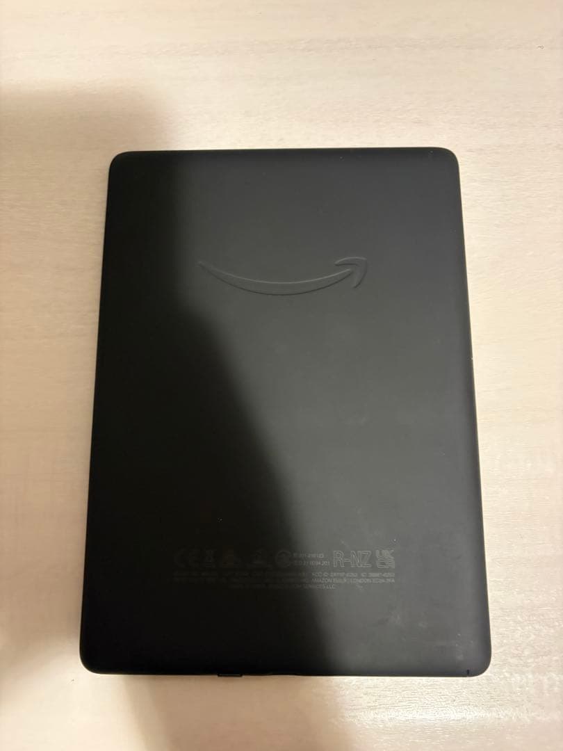 電子書籍リーダー本体 Kindle Paperwhite Signature Edition