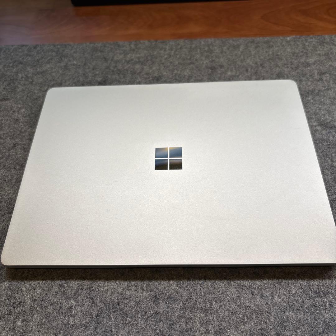 Windowsノート本体 Surface Laptop Go2 i5-1135G7 8GB 256GB