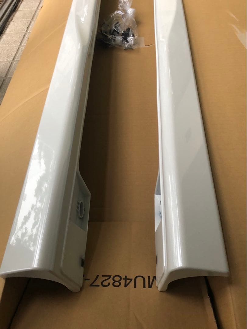 【新品】nbox サイドスポイラー　プラチナホワイトパール