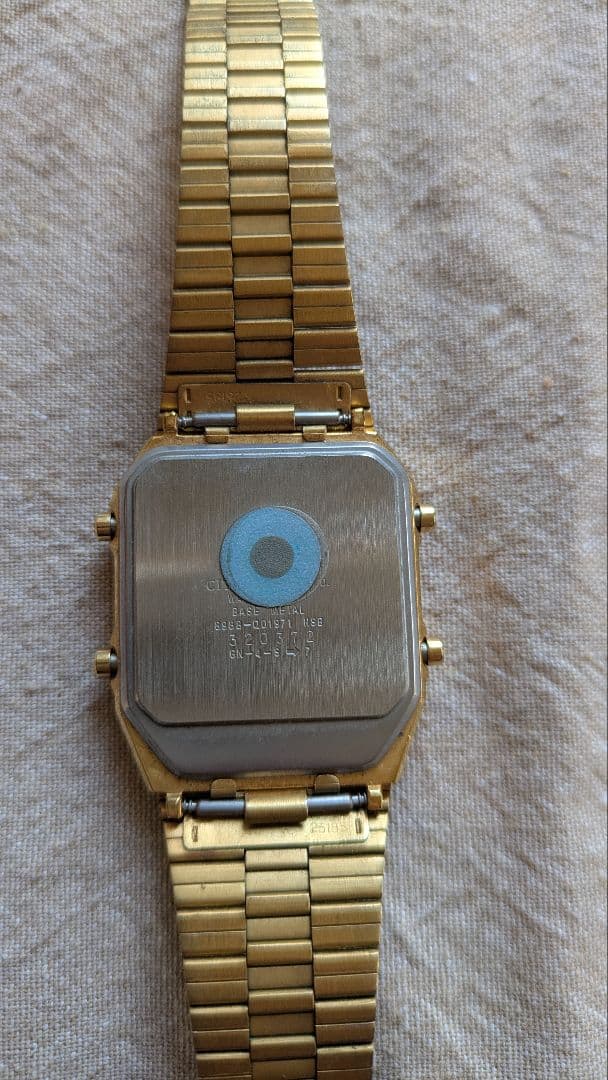 CITIZEN ANA-DIGI TEMP ゴールド腕時計