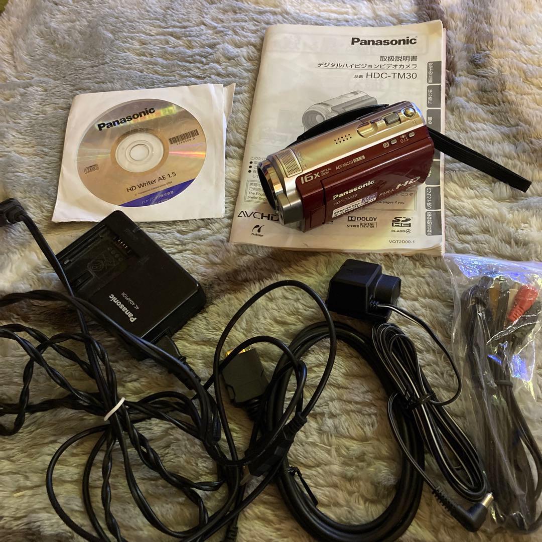 Panasonic HDC-TM30 ビデオカメラ 16倍　32GB 軽量